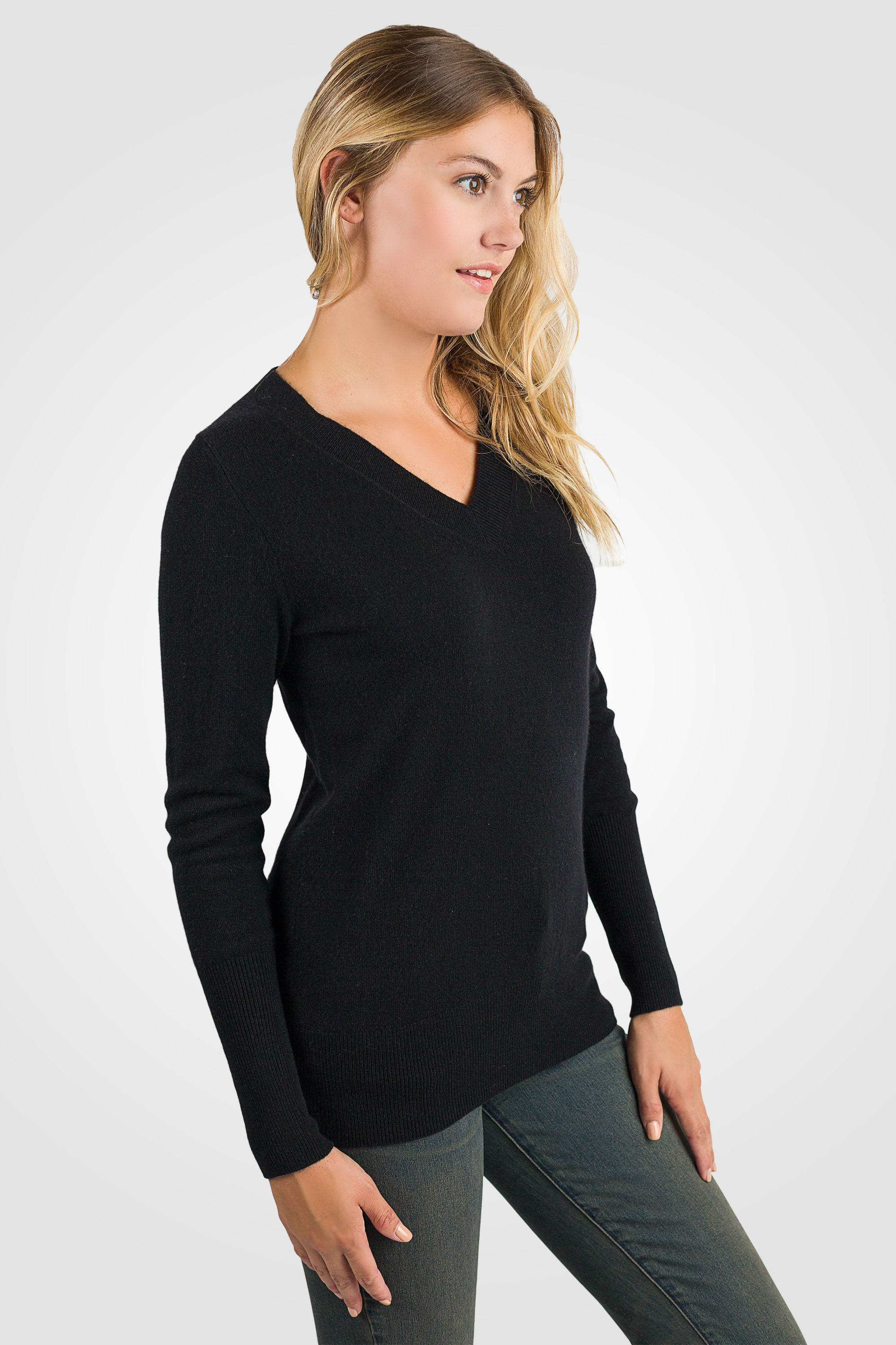 Black cashmere sweater ... black cashmere long sleeve ava v neck sweater right view ... IZAWRBS