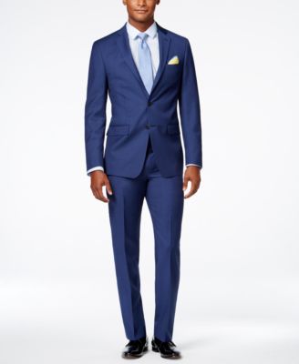 Calvin Klein suits – High quality materials for great comfort