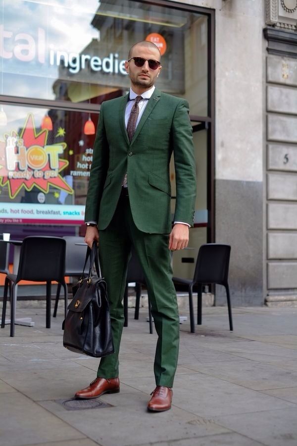 shoes to wear suit something as simple as opting for a dark green suit and a white oxford  shirt SFXWOEI