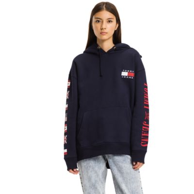 TOMMY HILFIGER SWEAT JACKET – When it comes to sweatshirts by Tommy Hilfiger, design meets quality