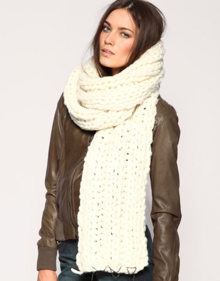 Winter scarves for women