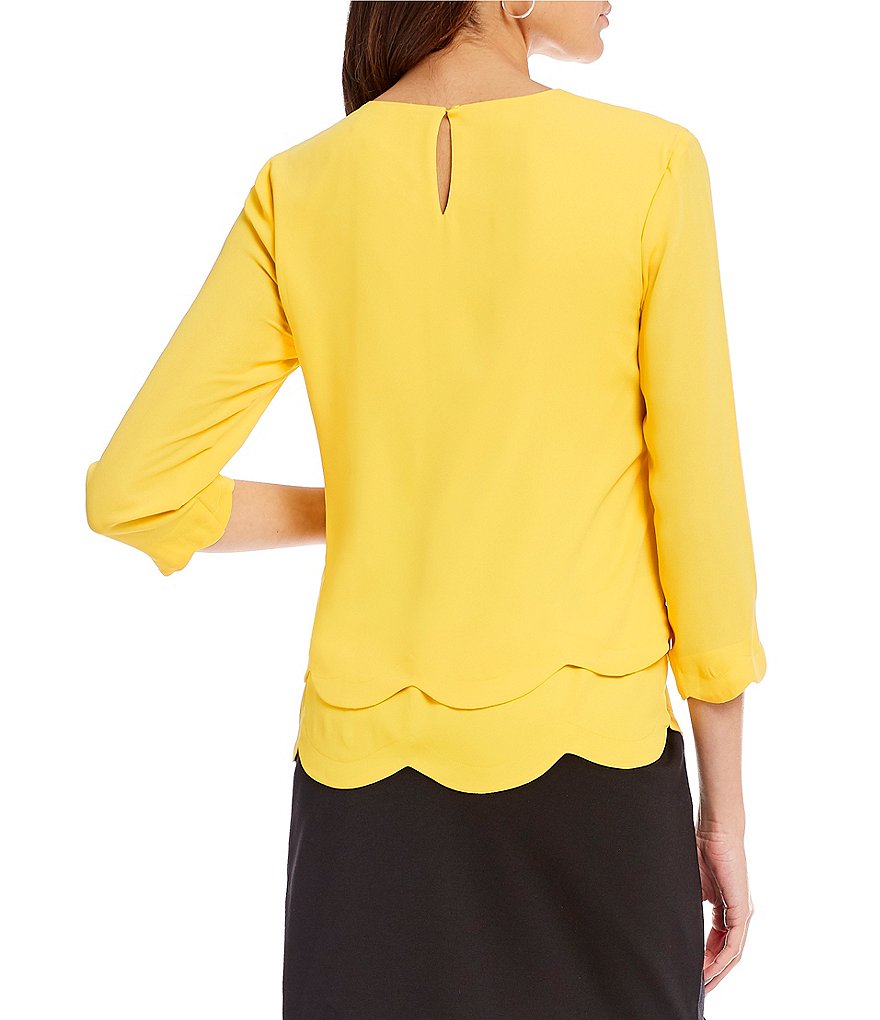 Yellow like the sun – the colorful yellow blouse