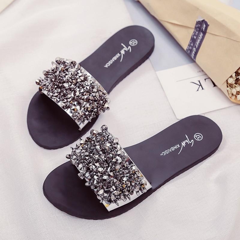 Silver Rhinestone Slippers Women Slides Summer Beach Fashion 2018 Sandals  Rivet Casual Flats Ladies Shoes Sandals Shiny Ankle Boots Slippers From  Pinkvvv, ...
