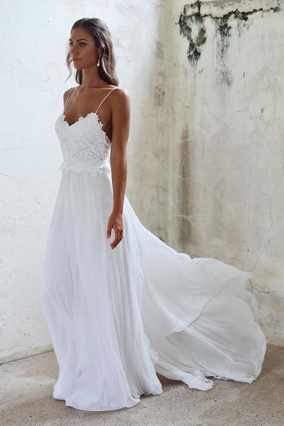 Beach Wedding Dresses Sexy Open Backs Lace White Wedding Gown