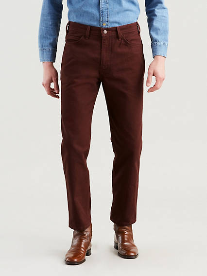 Uniform or vintage look? Brown jeans enable both!