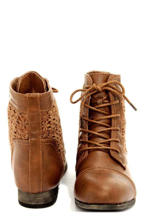 Wild Diva Lounge Tosca 85A Cognac Lace-Up Ankle Boots