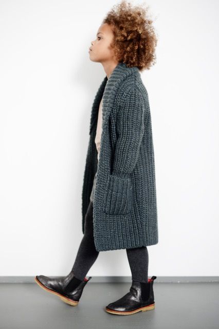 Love this long chunky knit cardigan. It's a great girls autumn look