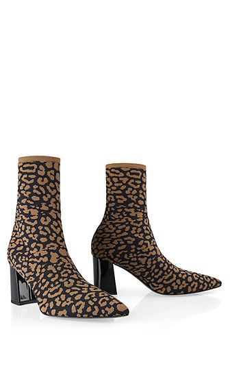 Ankle boots in knitted design | marc-cain.com/en