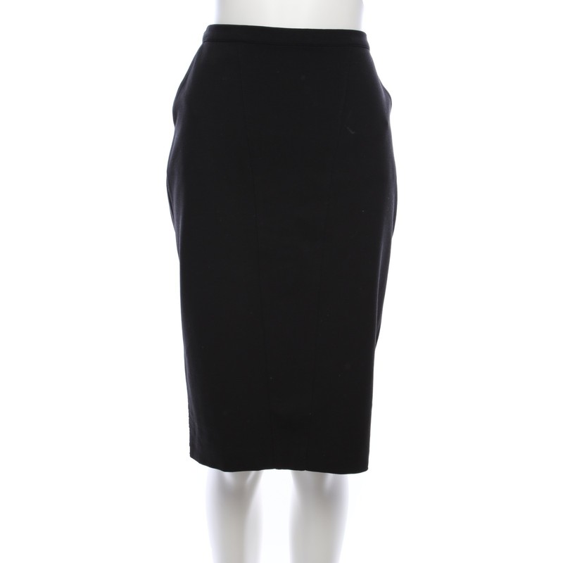 Marc Cain skirt in black - Second Hand Marc Cain skirt in black buy