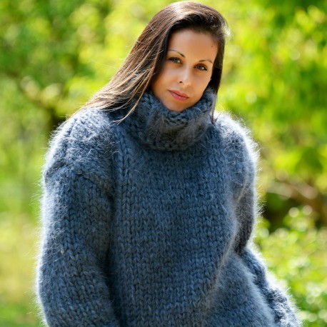 Thick 10 strands dark gray hand knit mohair sweater by Extravagantza