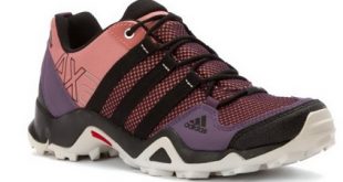 The 7 Best Hiking Shoes For Women Reviewed - 2019 | Outside Pursuits