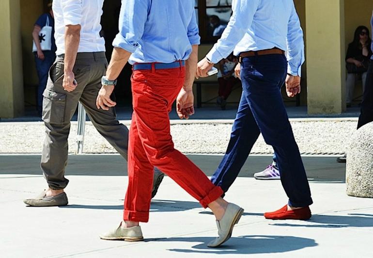 Your Guide on How to Wear Red Trousers