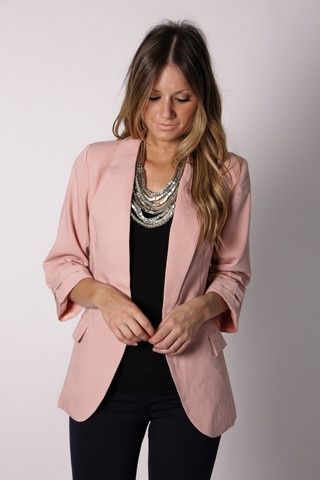 blazer and statement necklace | Cool Clothes-Ideas! in 2019
