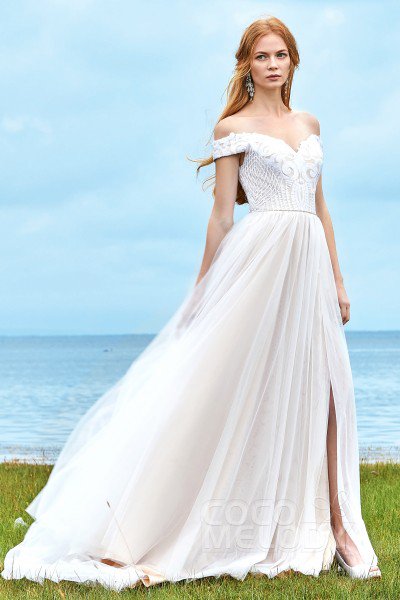 Wedding dresses that fit your style and budget! | Cocomelody