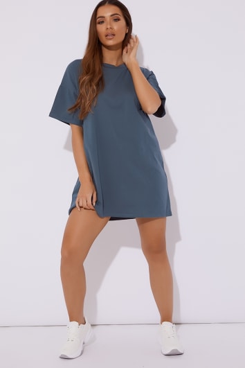 T Shirt Dresses | Oversized Slogan Dresses | In The Style