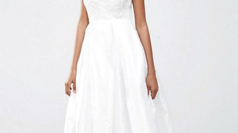 33 Wedding Dresses For The Registry Office | Bridetrendy.com